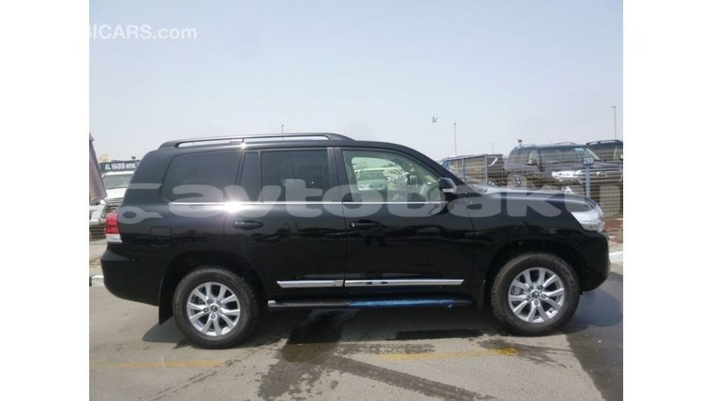 Big with watermark toyota land cruiser abseron import dubai 2575