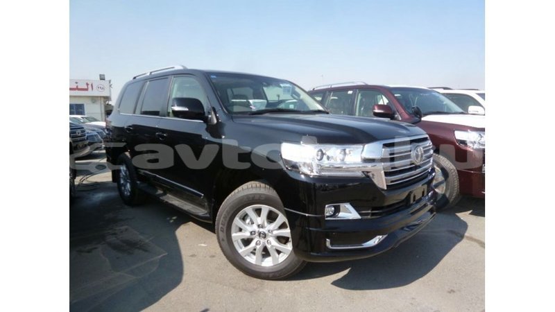 Big with watermark toyota land cruiser abseron import dubai 2576