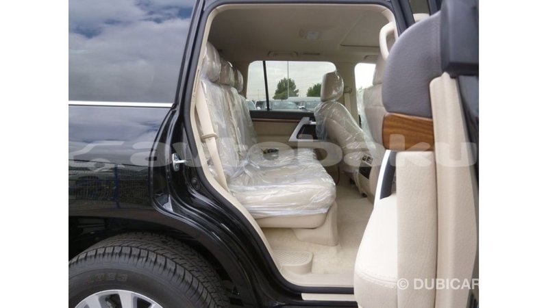 Big with watermark toyota land cruiser abseron import dubai 2576