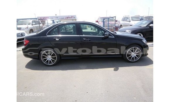 Buy Import Mercedes-Benz 200 Black Car in Import - Dubai in Abseron Buy Import Mercedes-Benz 200 Black Car in Import - Dubai in Abseron