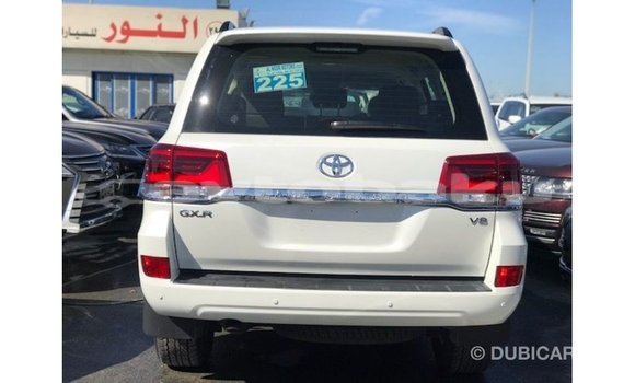 Buy Import Toyota Land Cruiser White Car in Import - Dubai in Abseron Buy Import Toyota Land Cruiser White Car in Import - Dubai in Abseron