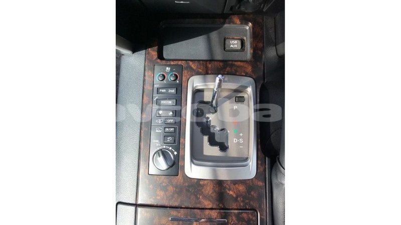 Big with watermark toyota land cruiser abseron import dubai 2582