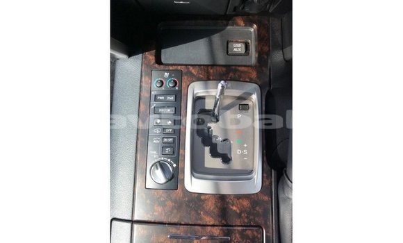 Buy Import Toyota Land Cruiser White Car in Import - Dubai in Abseron Buy Import Toyota Land Cruiser White Car in Import - Dubai in Abseron