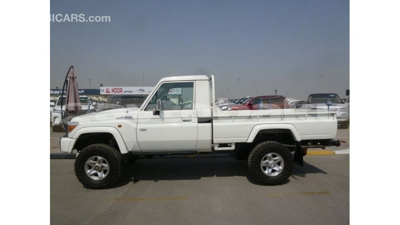 Big with watermark toyota land cruiser abseron import dubai 2588