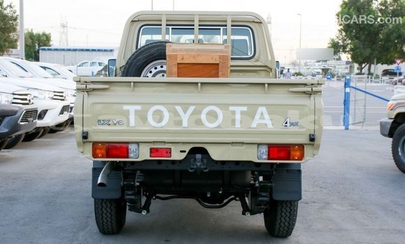 Buy Import Toyota Land Cruiser Beige Car in Import - Dubai in Abseron Buy Import Toyota Land Cruiser Beige Car in Import - Dubai in Abseron