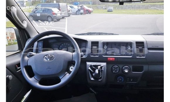 Buy Import Toyota Hiace White Car in Import - Dubai in Abseron Buy Import Toyota Hiace White Car in Import - Dubai in Abseron