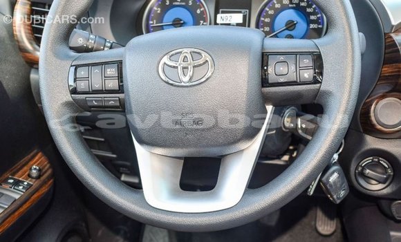 Buy Import Toyota Hilux White Car in Import - Dubai in Abseron Buy Import Toyota Hilux White Car in Import - Dubai in Abseron