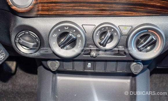 Buy Import Toyota Hilux White Car in Import - Dubai in Abseron Buy Import Toyota Hilux White Car in Import - Dubai in Abseron