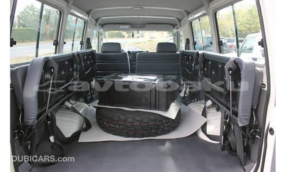 Buy Import Toyota Land Cruiser White Car in Import - Dubai in Abseron Buy Import Toyota Land Cruiser White Car in Import - Dubai in Abseron