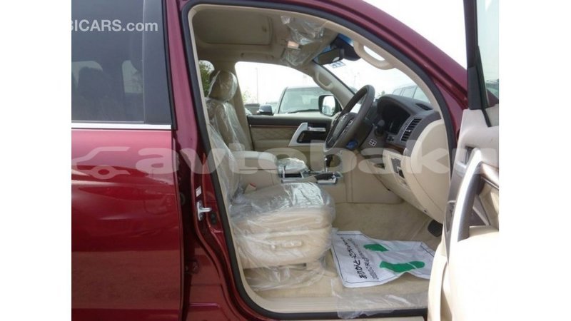 Big with watermark toyota land cruiser abseron import dubai 2635