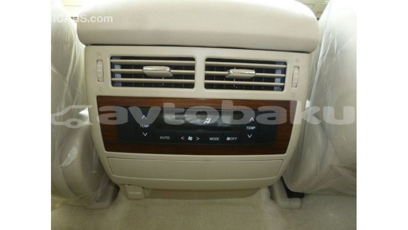 Big with watermark toyota land cruiser abseron import dubai 2635