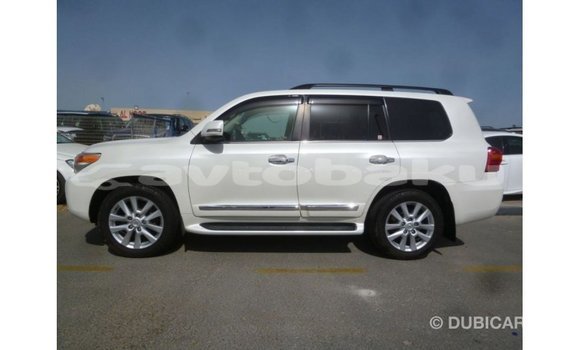 Buy Import Toyota Land Cruiser White Car in Import - Dubai in Abseron Buy Import Toyota Land Cruiser White Car in Import - Dubai in Abseron