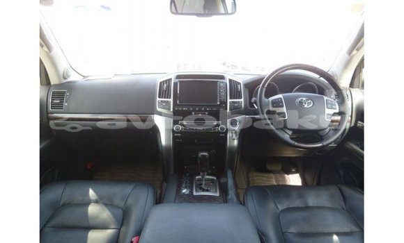 Buy Import Toyota Land Cruiser White Car in Import - Dubai in Abseron Buy Import Toyota Land Cruiser White Car in Import - Dubai in Abseron