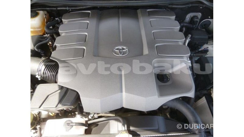 Big with watermark toyota land cruiser abseron import dubai 2640