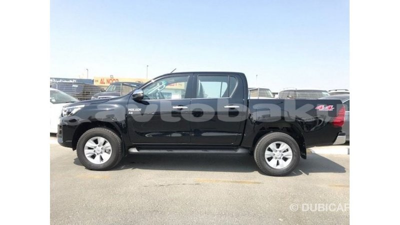 Big with watermark toyota hilux abseron import dubai 2641