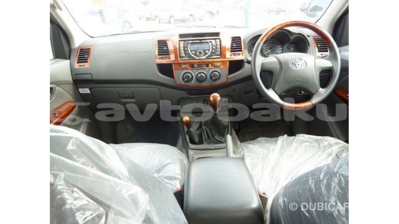 Big with watermark toyota hilux abseron import dubai 2642