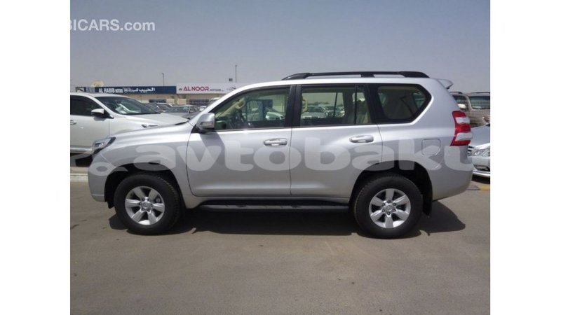 Big with watermark toyota prado abseron import dubai 2648