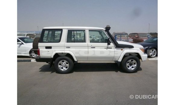 Buy Import Toyota Land Cruiser White Car in Import - Dubai in Abseron Buy Import Toyota Land Cruiser White Car in Import - Dubai in Abseron