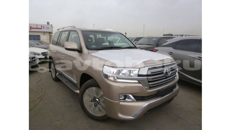 Big with watermark toyota land cruiser abseron import dubai 2655