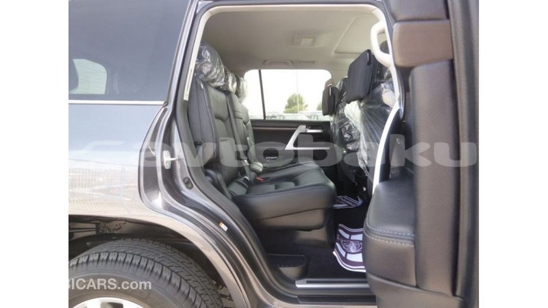 Big with watermark toyota land cruiser abseron import dubai 2656