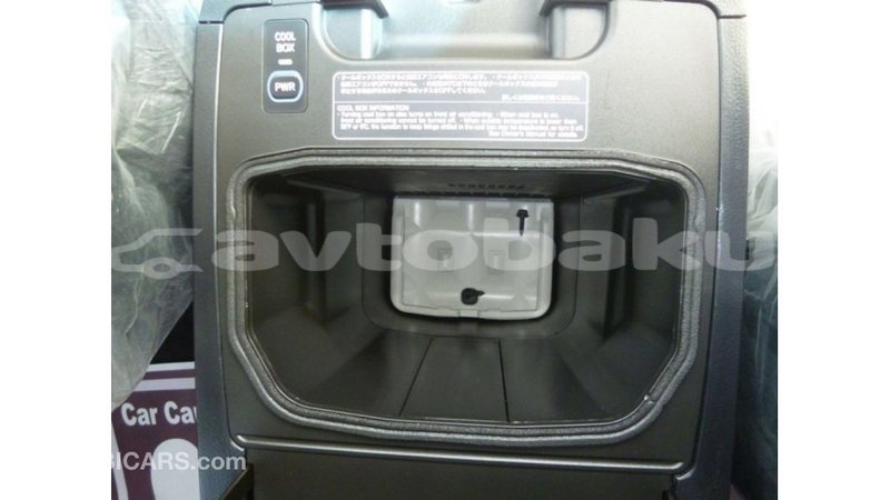 Big with watermark toyota land cruiser abseron import dubai 2656