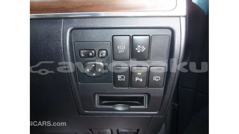 Big with watermark toyota land cruiser abseron import dubai 2656