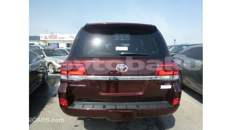 Big with watermark toyota land cruiser abseron import dubai 2658