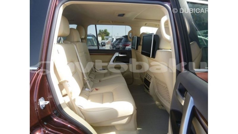 Big with watermark toyota land cruiser abseron import dubai 2658