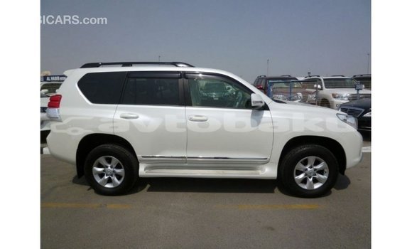 Buy Import Toyota Prado White Car in Import - Dubai in Abseron Buy Import Toyota Prado White Car in Import - Dubai in Abseron