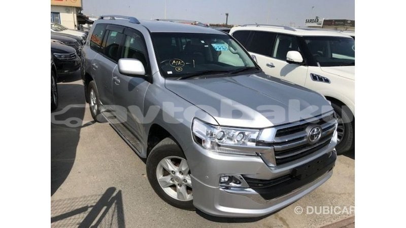 Big with watermark toyota land cruiser abseron import dubai 2662