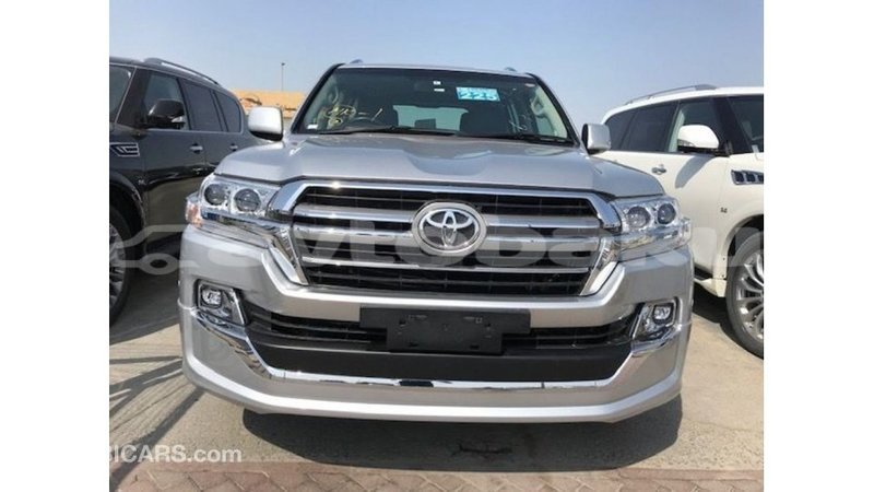Big with watermark toyota land cruiser abseron import dubai 2662