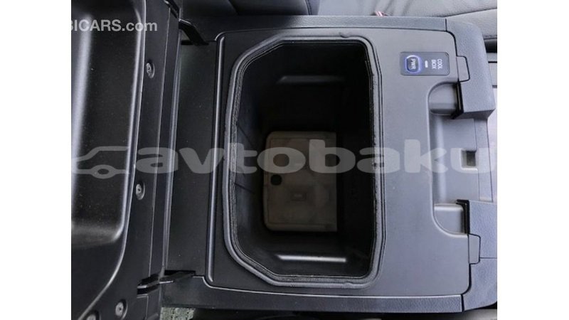 Big with watermark toyota land cruiser abseron import dubai 2662