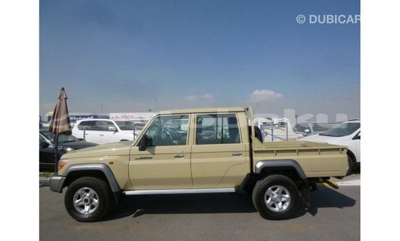 Buy Import Toyota Land Cruiser Beige Car in Import - Dubai in Abseron Buy Import Toyota Land Cruiser Beige Car in Import - Dubai in Abseron