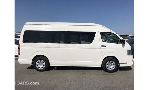 Buy Import Toyota Hiace White Car in Import - Dubai in Abseron Buy Import Toyota Hiace White Car in Import - Dubai in Abseron