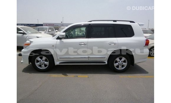 Buy Import Toyota Land Cruiser White Car in Import - Dubai in Abseron Buy Import Toyota Land Cruiser White Car in Import - Dubai in Abseron
