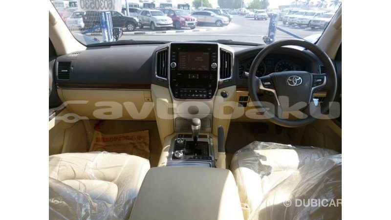Big with watermark toyota land cruiser abseron import dubai 2671