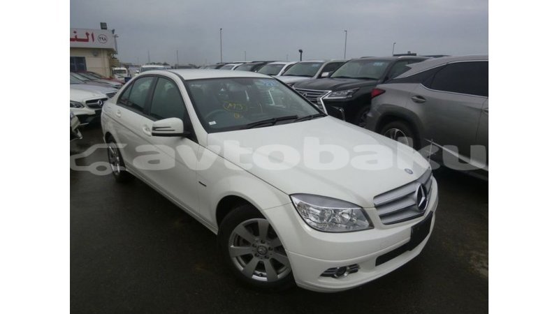 Big with watermark mercedes benz 200 abseron import dubai 2678