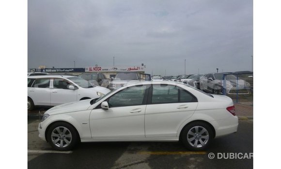 Buy Import Mercedes-Benz 200 White Car in Import - Dubai in Abseron Buy Import Mercedes-Benz 200 White Car in Import - Dubai in Abseron