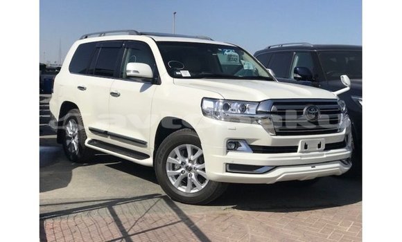 Buy Import Toyota Land Cruiser White Car in Import - Dubai in Abseron Buy Import Toyota Land Cruiser White Car in Import - Dubai in Abseron