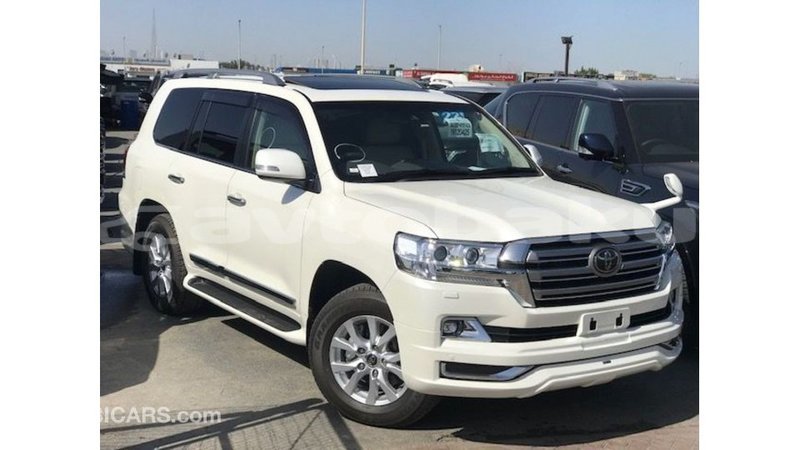Big with watermark toyota land cruiser abseron import dubai 2680