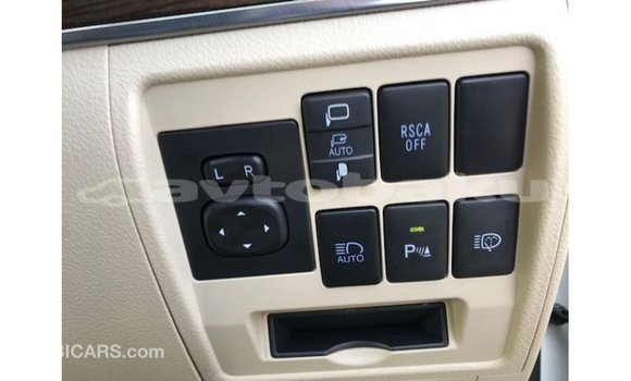 Buy Import Toyota Land Cruiser White Car in Import - Dubai in Abseron Buy Import Toyota Land Cruiser White Car in Import - Dubai in Abseron