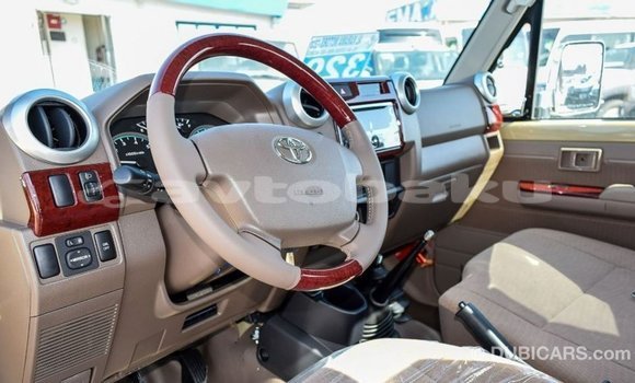 Buy Import Toyota Land Cruiser Beige Car in Import - Dubai in Abseron Buy Import Toyota Land Cruiser Beige Car in Import - Dubai in Abseron