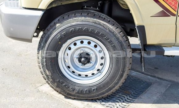 Buy Import Toyota Land Cruiser Beige Car in Import - Dubai in Abseron Buy Import Toyota Land Cruiser Beige Car in Import - Dubai in Abseron