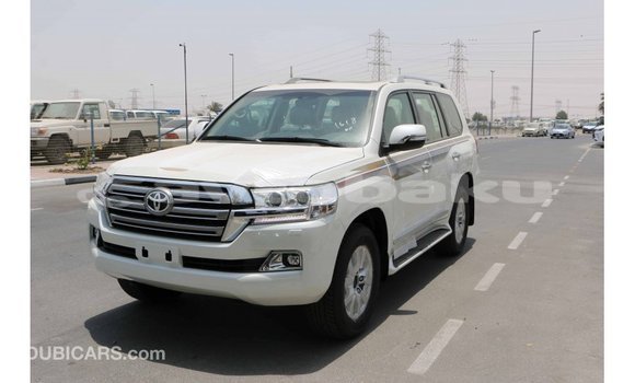 Buy Import Toyota Land Cruiser White Car in Import - Dubai in Abseron Buy Import Toyota Land Cruiser White Car in Import - Dubai in Abseron
