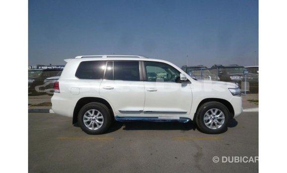 Buy Import Toyota Land Cruiser White Car in Import - Dubai in Abseron Buy Import Toyota Land Cruiser White Car in Import - Dubai in Abseron