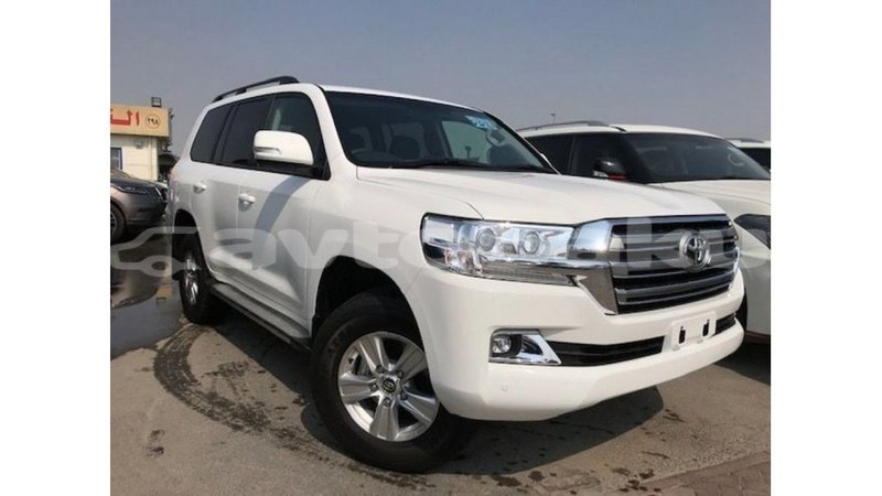Big with watermark toyota land cruiser abseron import dubai 2709