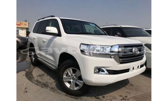 Buy Import Toyota Land Cruiser White Car in Import - Dubai in Abseron Buy Import Toyota Land Cruiser White Car in Import - Dubai in Abseron