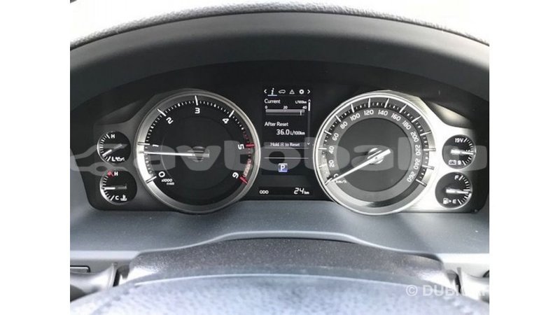 Big with watermark toyota land cruiser abseron import dubai 2709