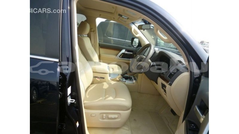 Big with watermark toyota land cruiser abseron import dubai 2719