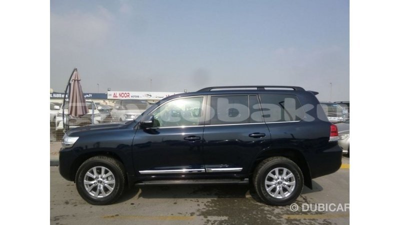 Big with watermark toyota land cruiser abseron import dubai 2719